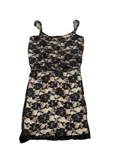 Paper doll black lace overlay - lace,